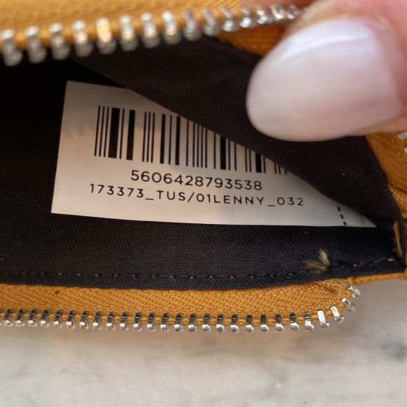 Parfois wallet from Portugal - Picture 7 of 7